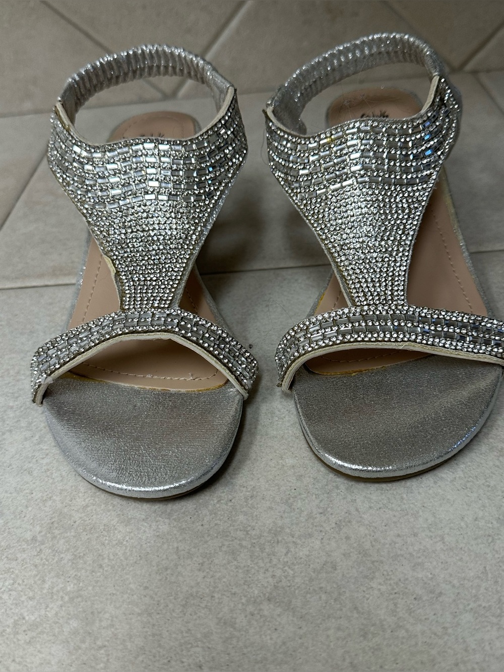 Sparkling Silver Crystal T‑Strap Sandals with Slingback(6 1/2 M)